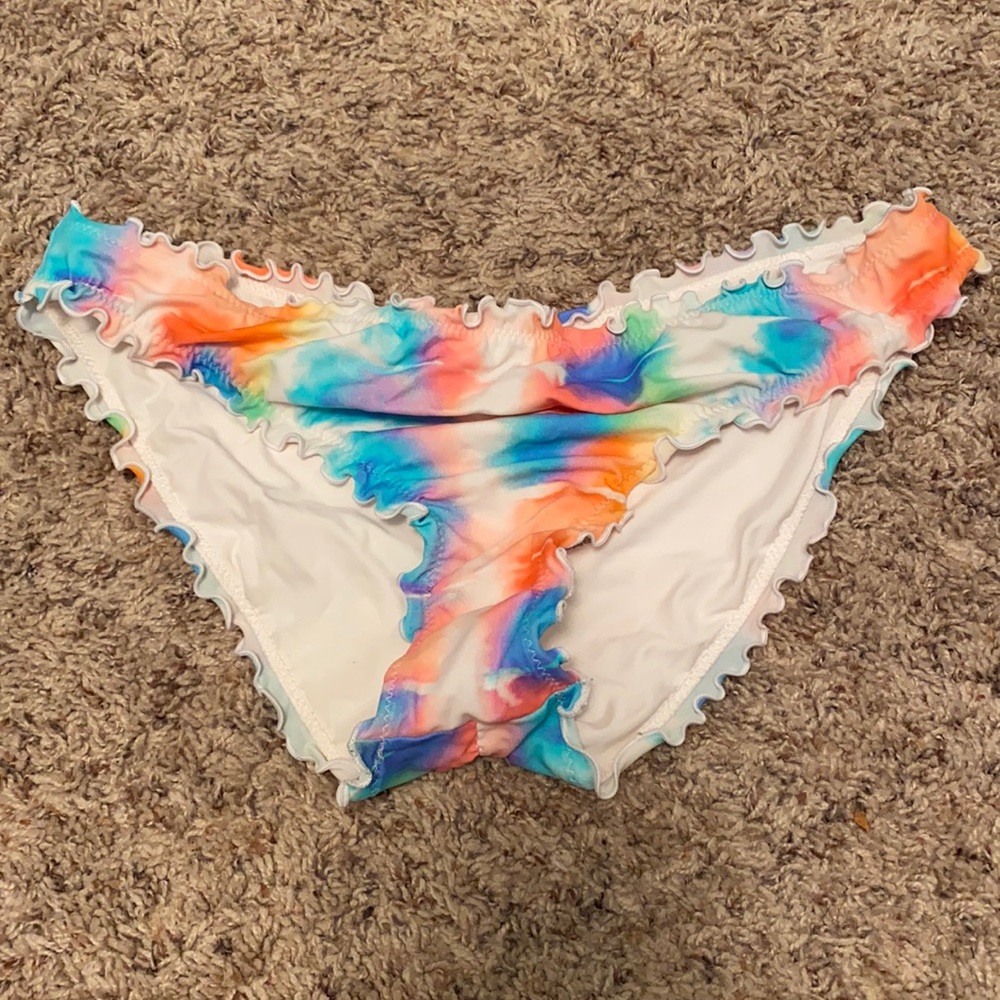 VS Pink Ruffle Back Swim Bottoms